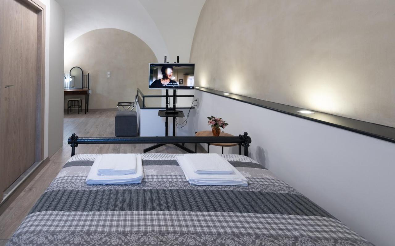 Thomas Luxury Apartment In The Historical Center Of Yanya Dış mekan fotoğraf